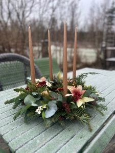 Bukett, blommor och sorgbinderi till begravning av Sofia Sima på Malva och Iris.