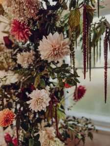 Blomsterbåge i detalj